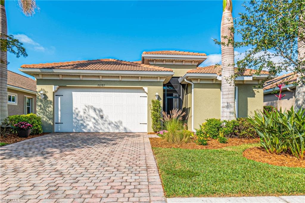 20587 Long Pond RD NORTH FORT MYERS, FL 33917