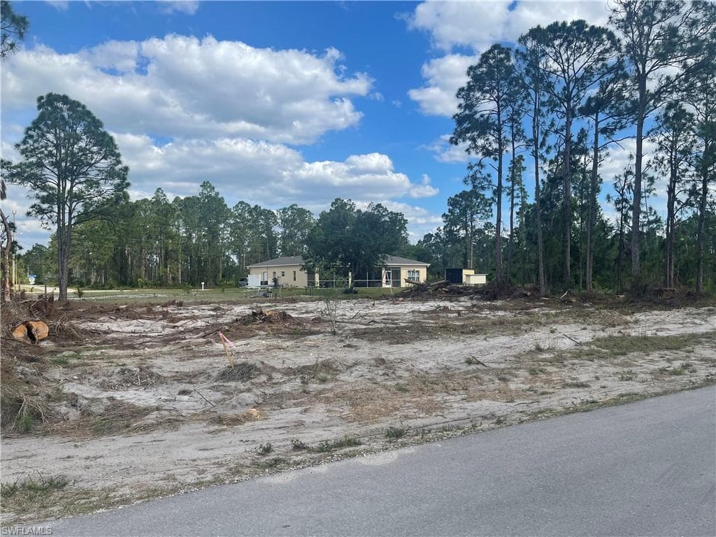 509 Cottonwood AVE S LEHIGH ACRES, FL 33974