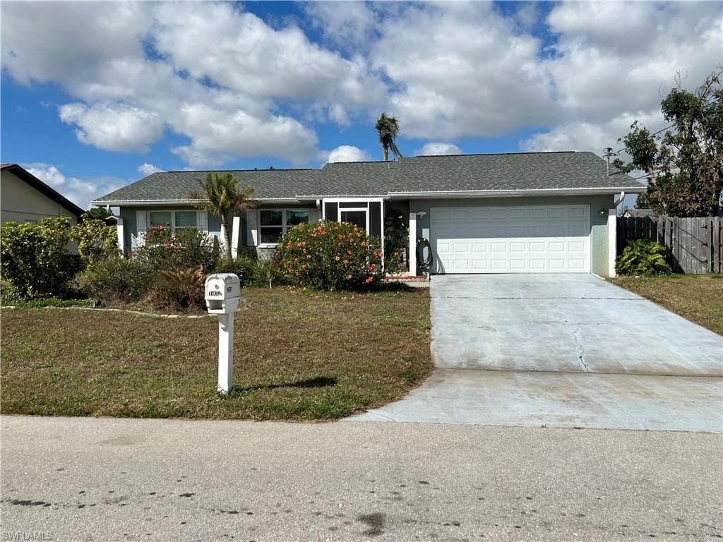 1032 SE 20th AVE CAPE CORAL, FL 33990