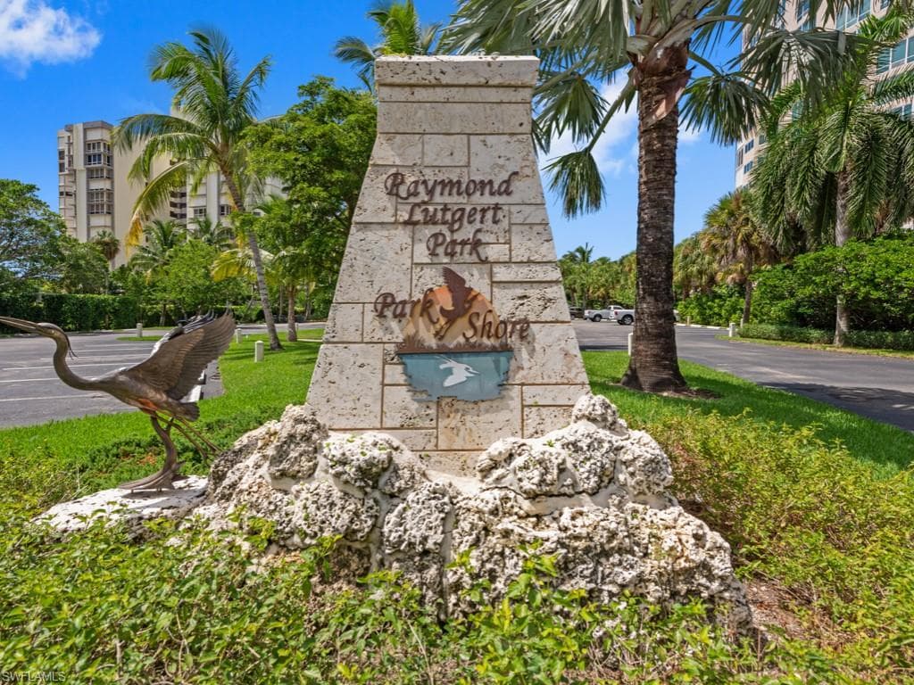 3930 Belair LN 103 NAPLES, FL 34103