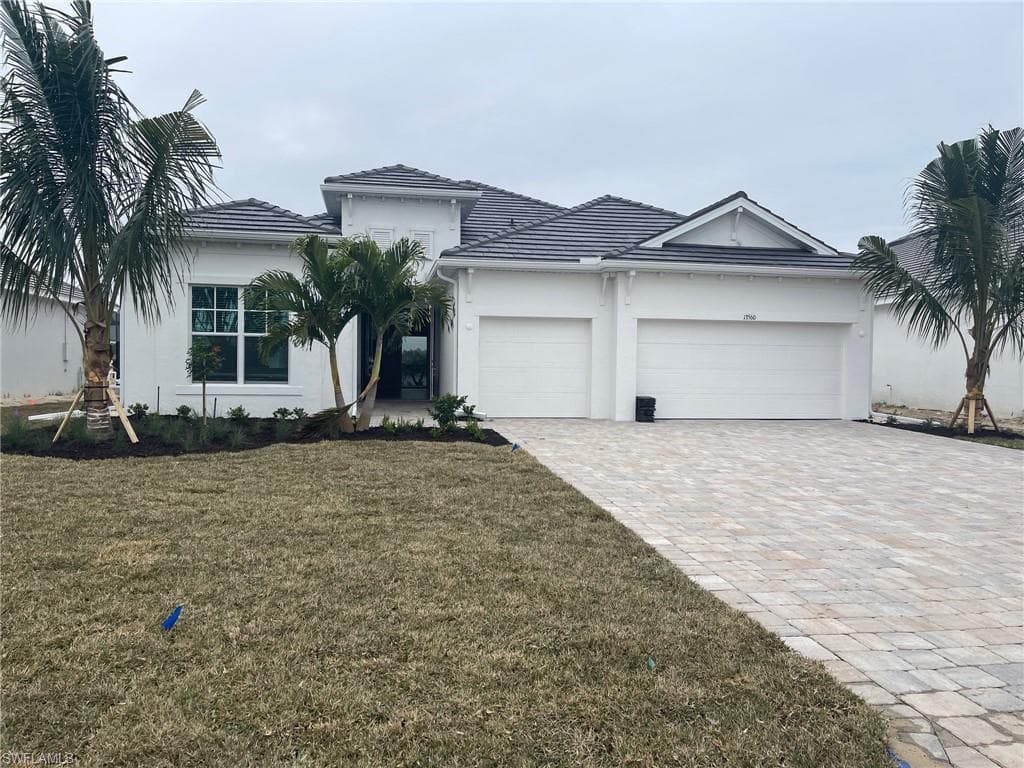 13560 Blue Bay CIR ESTERO, FL 33913