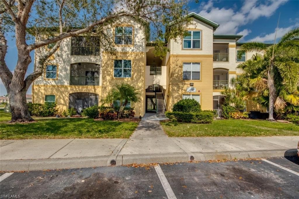 11530 Villa Grand 1120 FORT MYERS, FL 33913