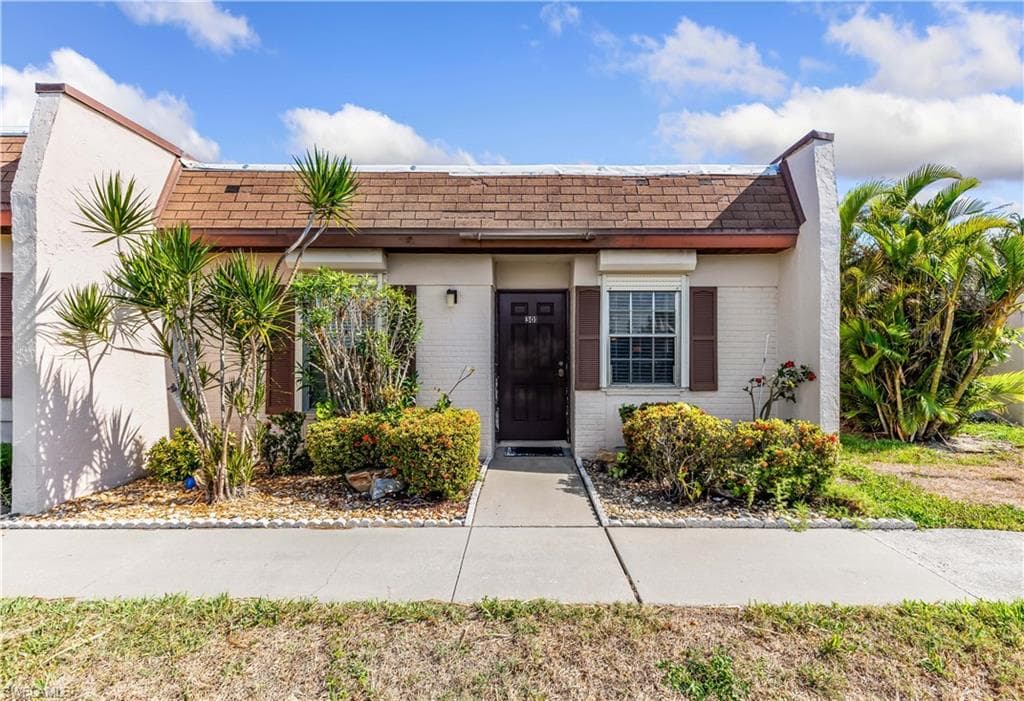 6300 S Pointe BLVD 301 FORT MYERS, FL 33919