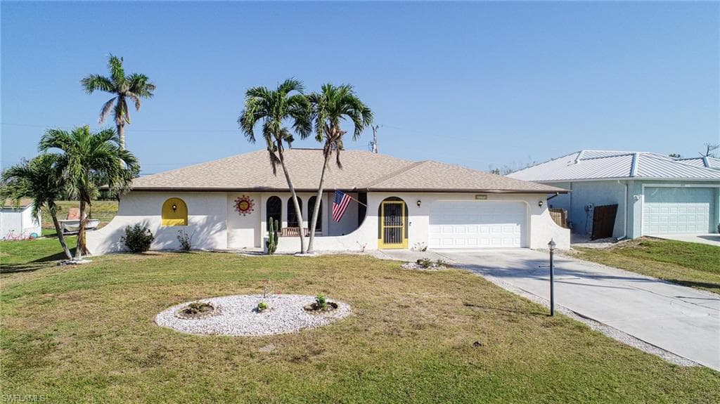 5774 Samoa DR BOKEELIA, FL 33922