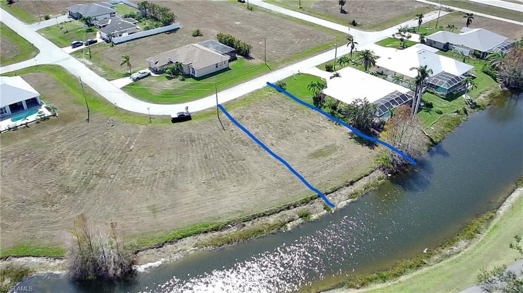 3105 NW 17th LN CAPE CORAL, FL 33993