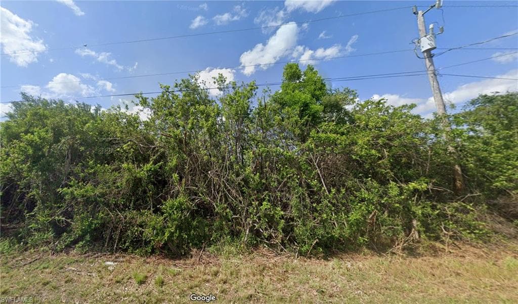 543 Theodore Vail ST E LEHIGH ACRES, FL 33974