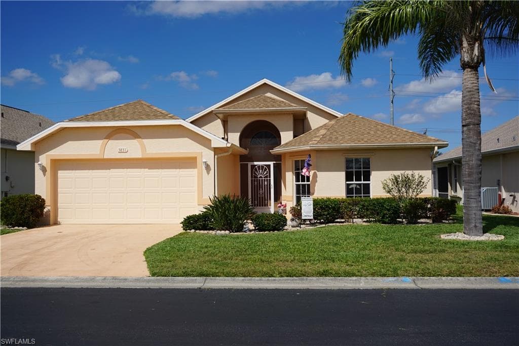 3831 Ponytail Palm CT NORTH FORT MYERS, FL 33917