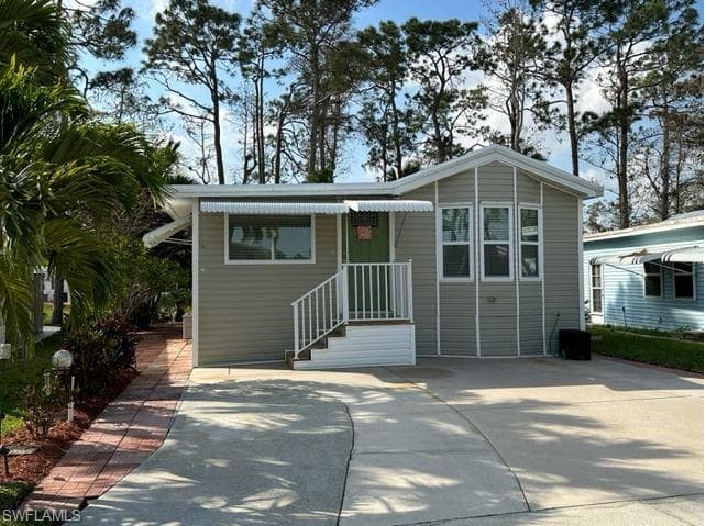 482 Cheetah DR 482 NAPLES, FL 34114