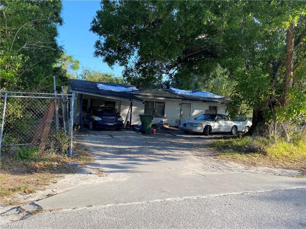 790 W Lincoln AVE LABELLE, FL 33935