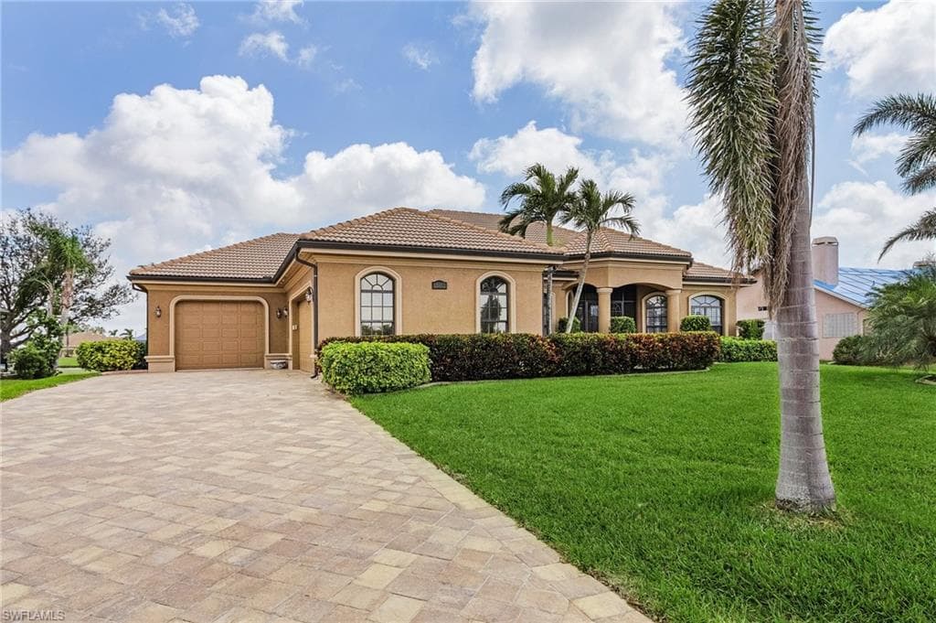 11862 Royal Tee CIR CAPE CORAL, FL 33991