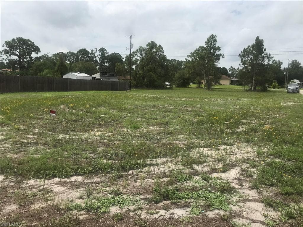 4409 4th ST W LEHIGH ACRES, FL 33971