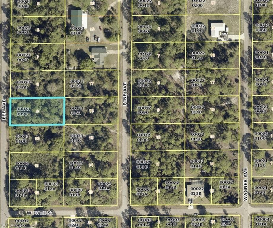 1306 Lee AVE LEHIGH ACRES, FL 33972