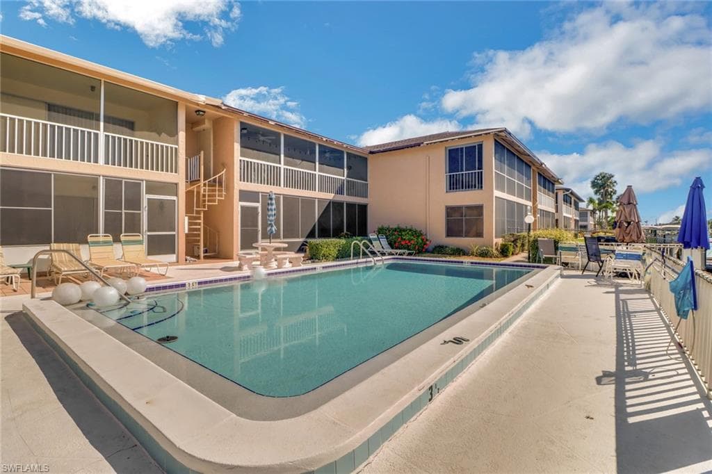 808 SE 46th ST 1C CAPE CORAL, FL 33904