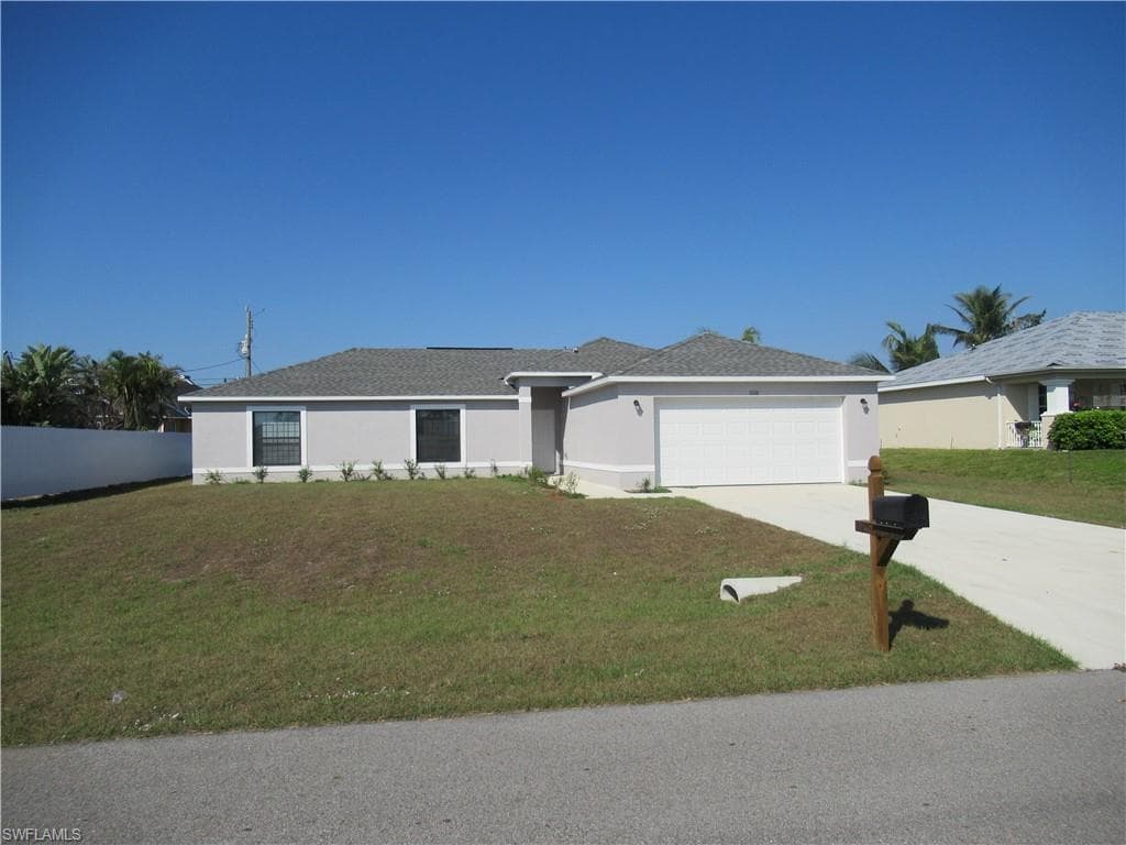 1038 NE 13th PL CAPE CORAL, FL 33909