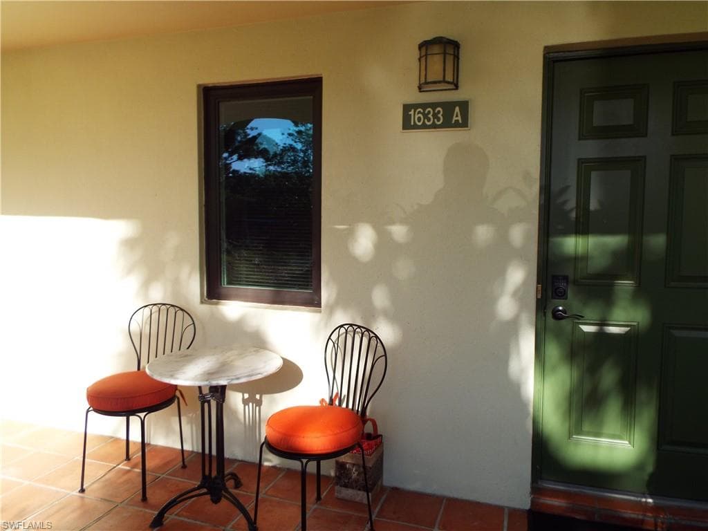 1633 Spoonbill LN 1633 NAPLES, FL 34105