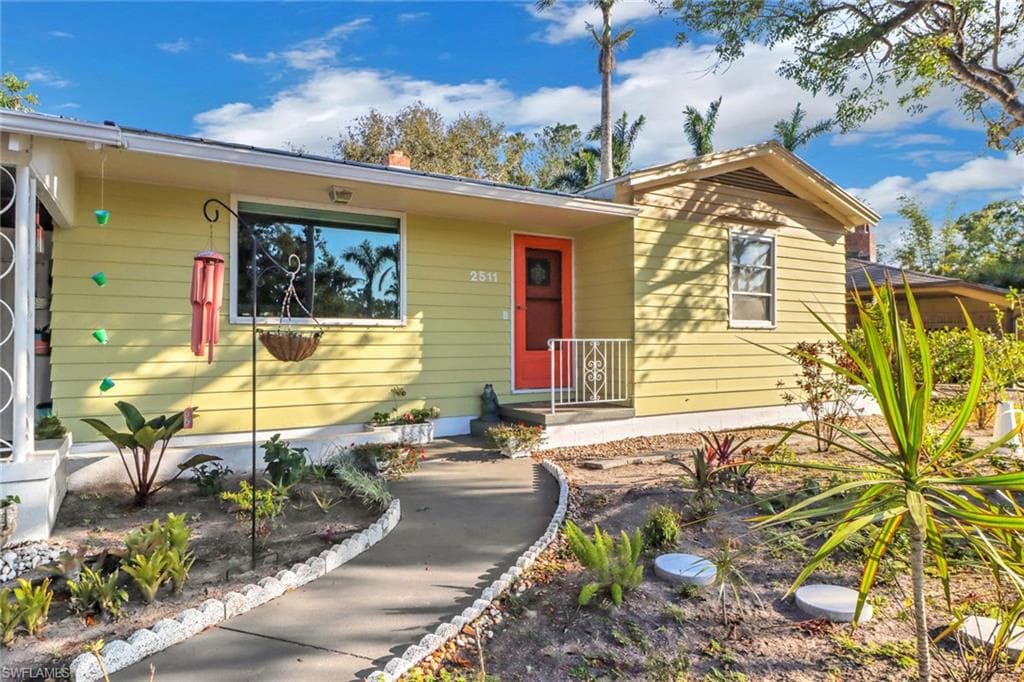 2511 Cortez BLVD FORT MYERS, FL 33901