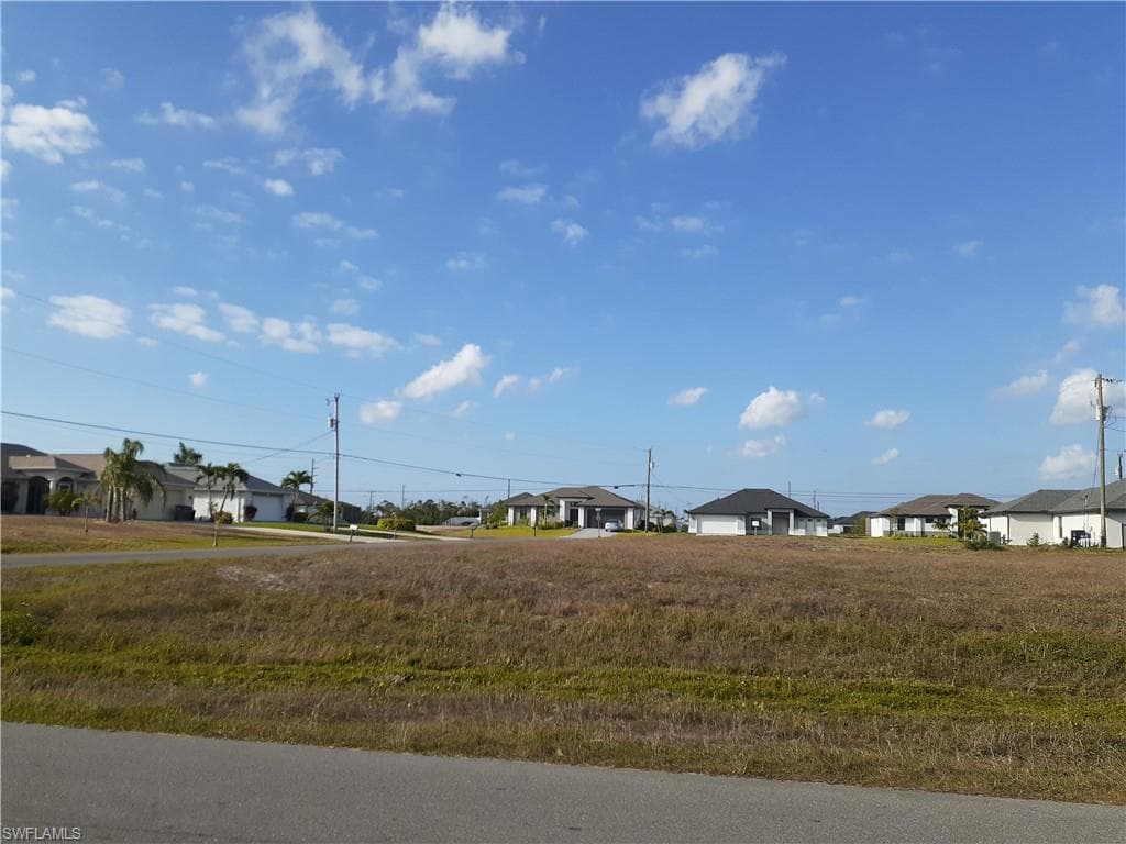 1451 SW 2nd ST CAPE CORAL, FL 33991