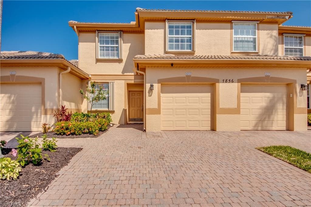 7856 Lake Sawgrass LOOP 4212 FORT MYERS, FL 33907