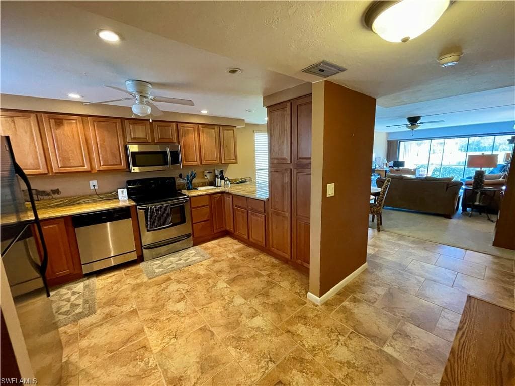 332 Charlemagne BLVD H-101 NAPLES, FL 34112