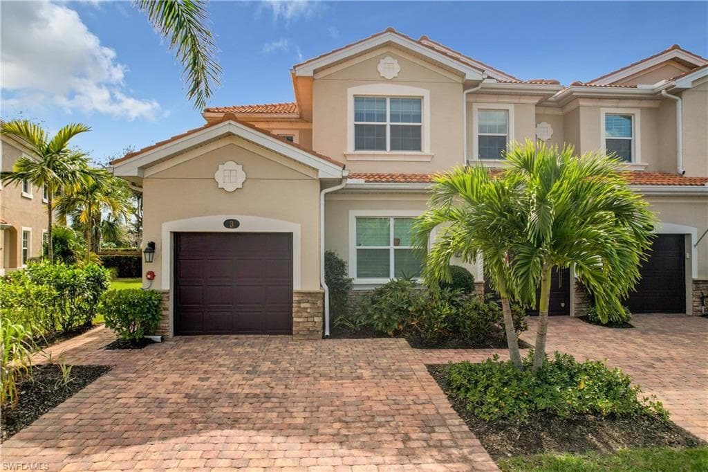 28036 Sosta LN 3 BONITA SPRINGS, FL 34135