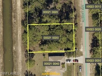 1049 Albert AVE LEHIGH ACRES, FL 33971
