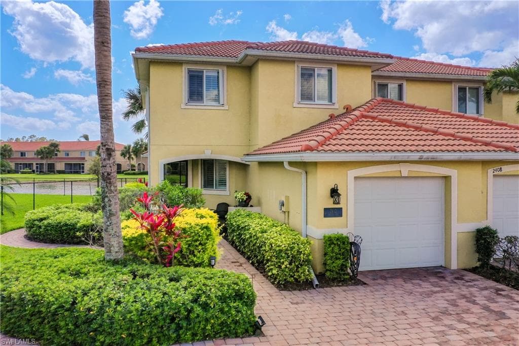 2412 Caslotti WAY CAPE CORAL, FL 33909