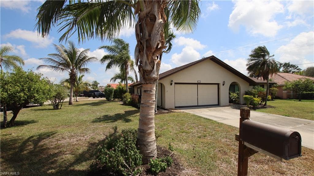 26951 Villanova CT BONITA SPRINGS, FL 34135