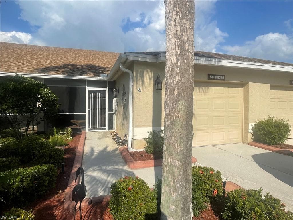21485 Knighton RUN ESTERO, FL 33928