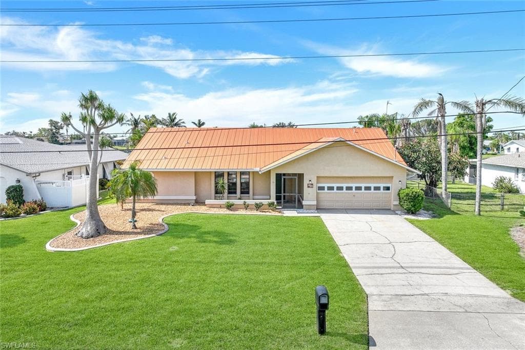 1004 Archer PKWY E CAPE CORAL, FL 33904