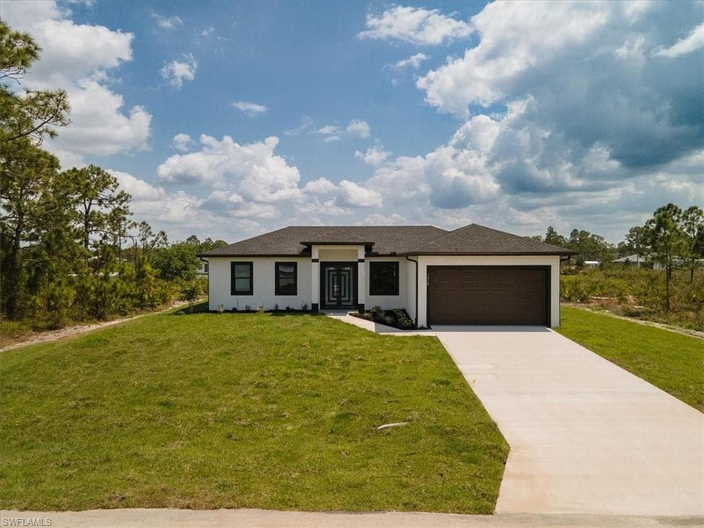 1010 Dixie AVE LEHIGH ACRES, FL 33972