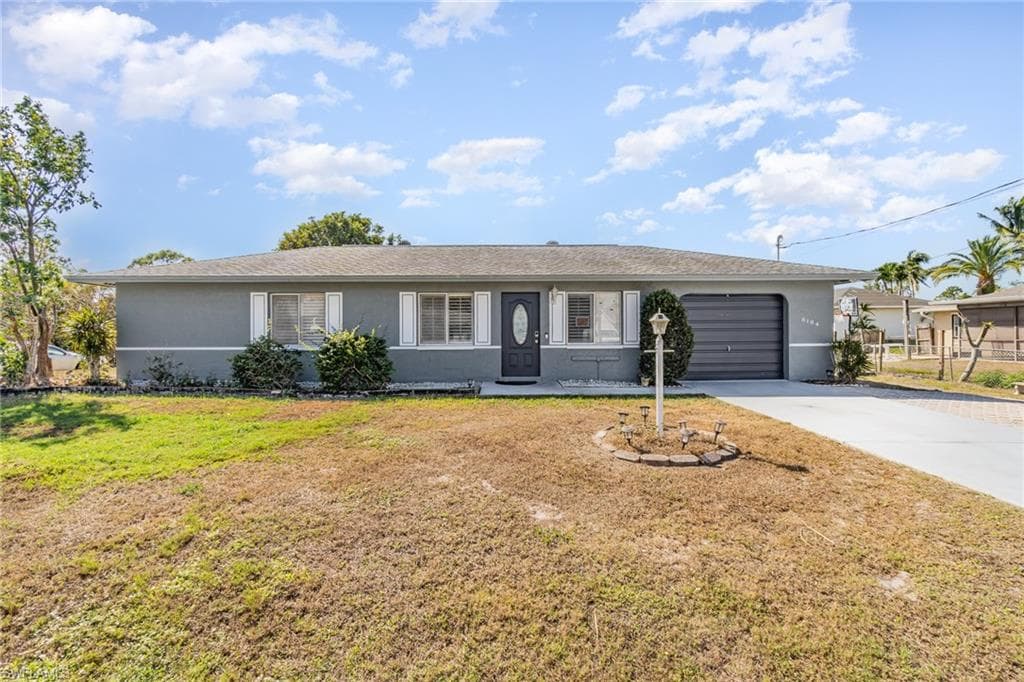 8184 Winged Foot DR FORT MYERS, FL 33967