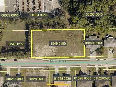 2215 NE 6th ST CAPE CORAL, FL 33909