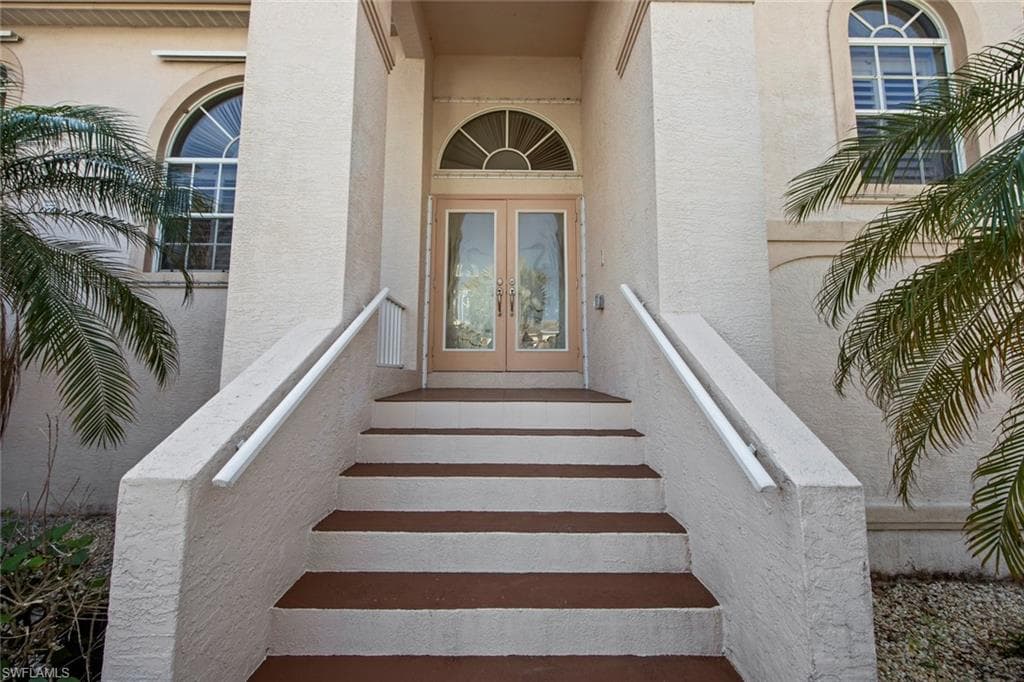 1300 Par View DR SANIBEL, FL 33957