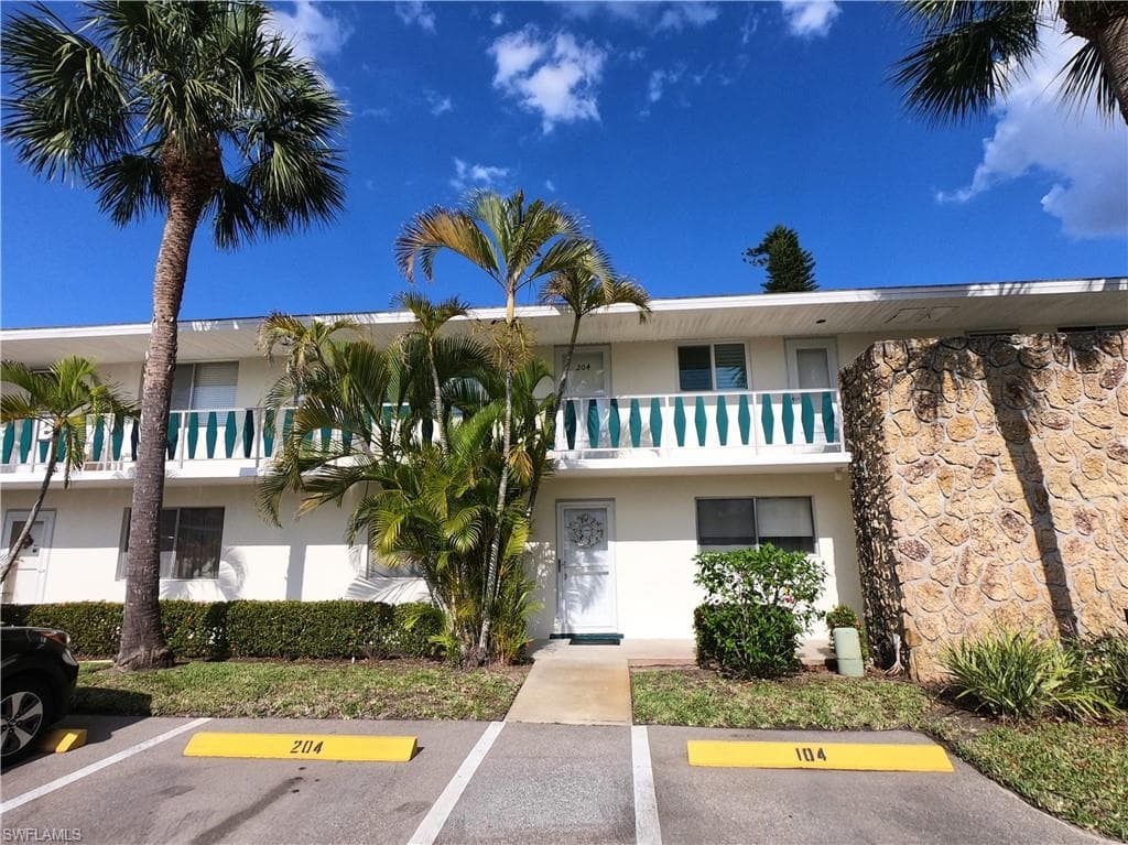 347 Joel BLVD 204 LEHIGH ACRES, FL 33936
