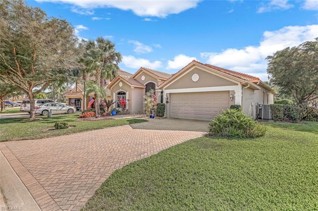 13801 Farnese DR ESTERO, FL 33928