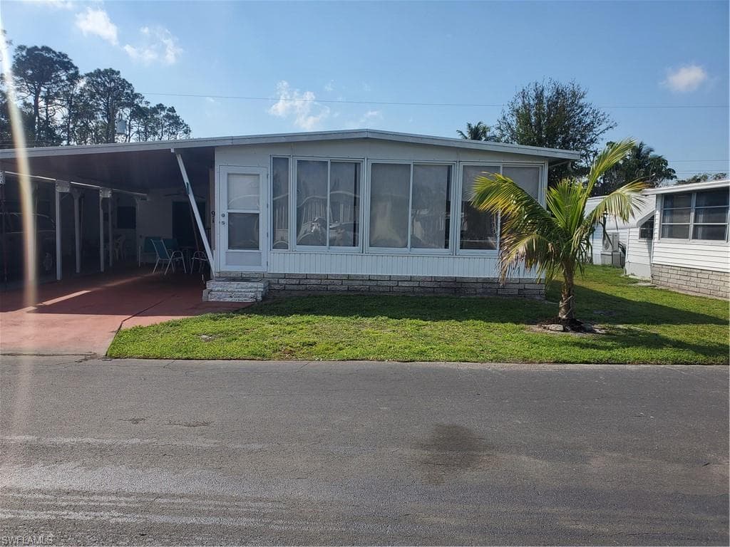 91 Enchanting BLVD E-91 NAPLES, FL 34112