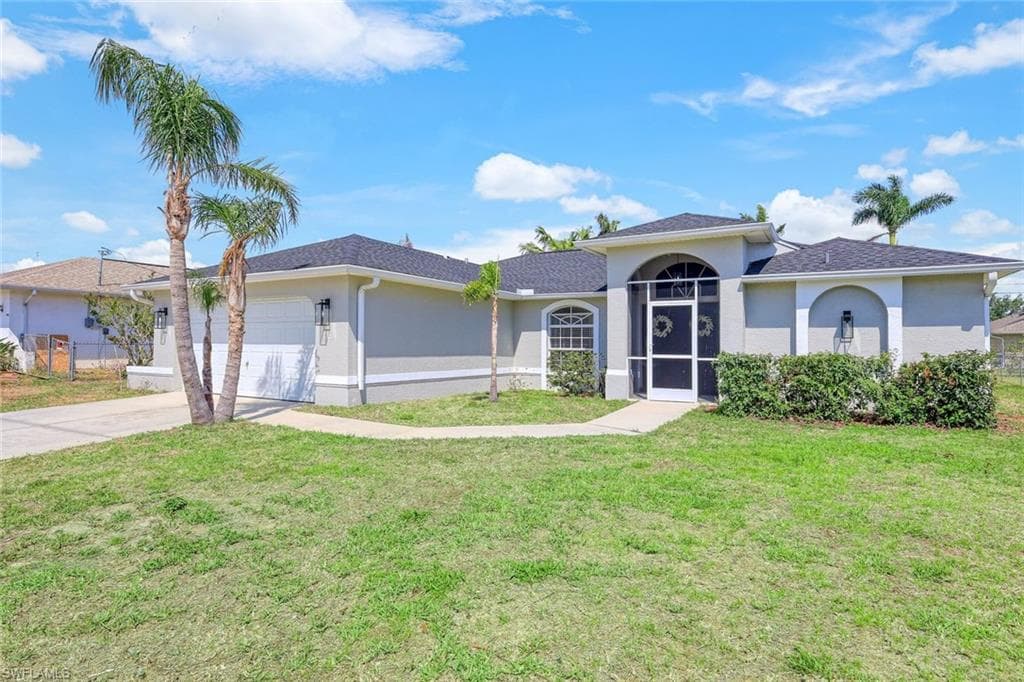 3815 SW 6th PL CAPE CORAL, FL 33914