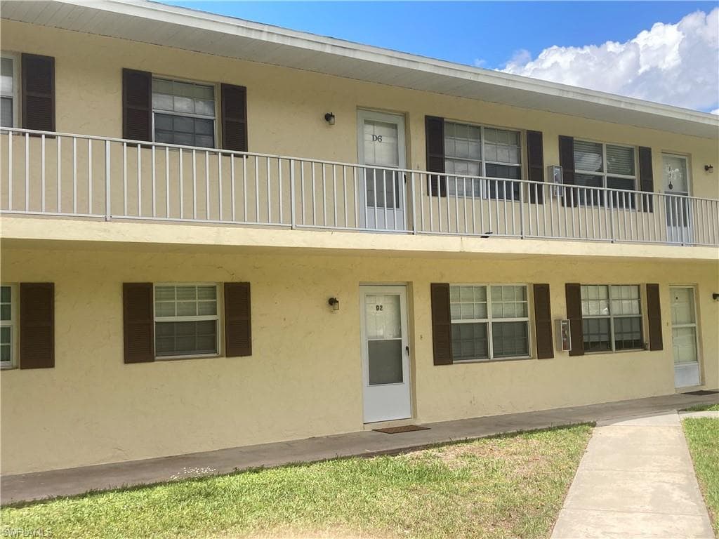 3325 Airport RD N D6 NAPLES, FL 34105