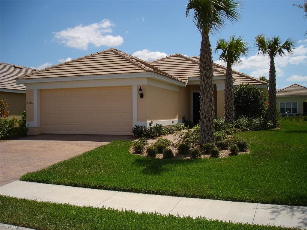 2496 Hopefield CT CAPE CORAL, FL 33991