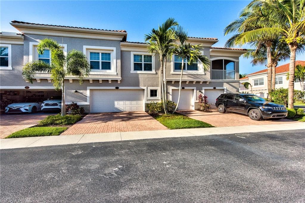 8561 Violeta ST 204 ESTERO, FL 34135