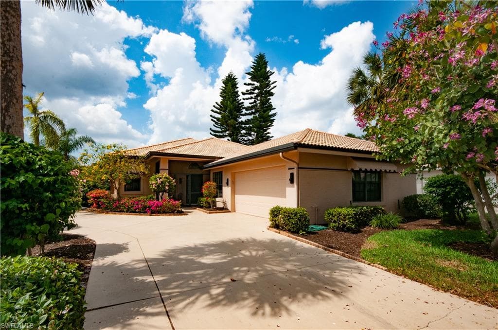 13020 Southampton DR BONITA SPRINGS, FL 34135