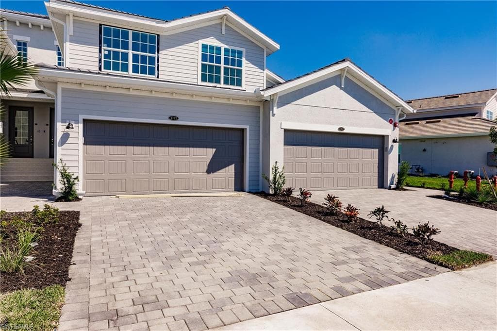 15879 GRASSLAND LN 4712 PUNTA GORDA, FL 33982