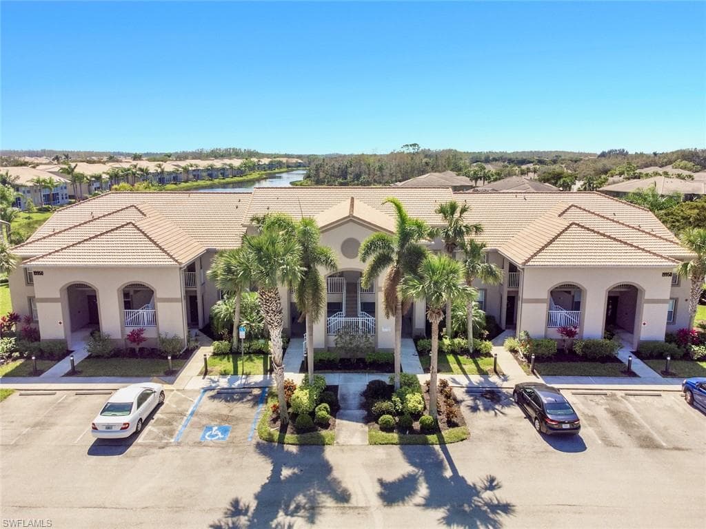 19950 Barletta LN 1121 ESTERO, FL 33928