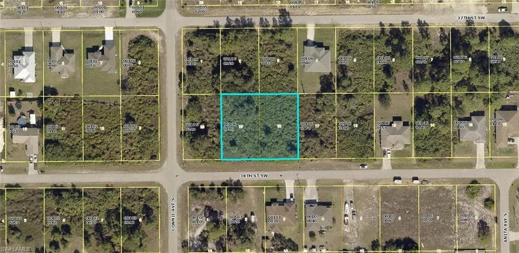 2514 38th ST SW LEHIGH ACRES, FL 33976