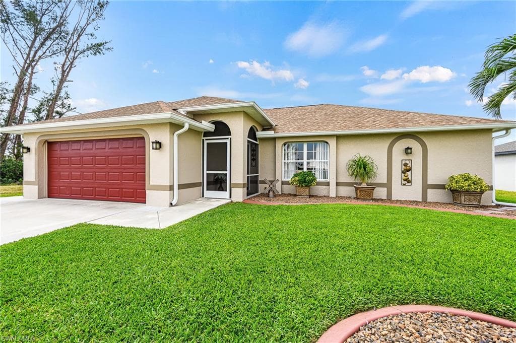 112 35th AVE CAPE CORAL, FL 33991