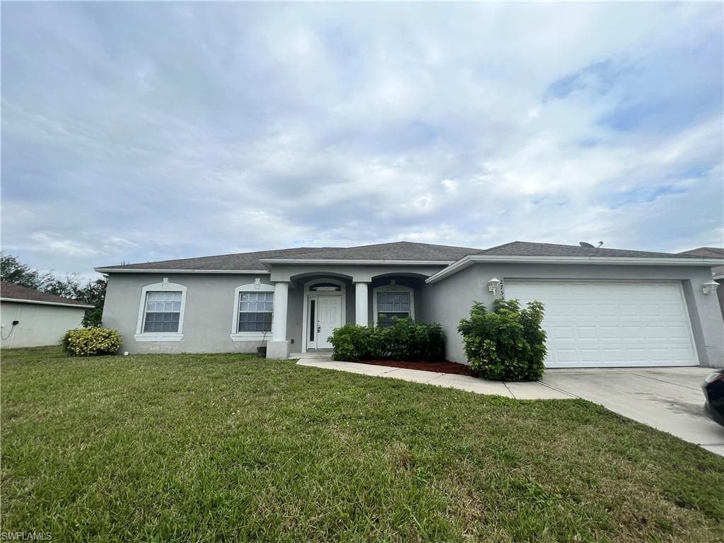 2753 Nature Pointe LOOP FORT MYERS, FL 33905