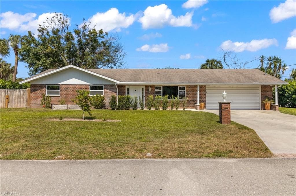 11006 Smokey DR BONITA SPRINGS, FL 34135
