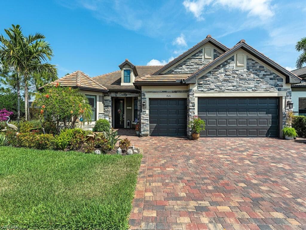 7626 Arrowhead WAY NAPLES, FL 34114