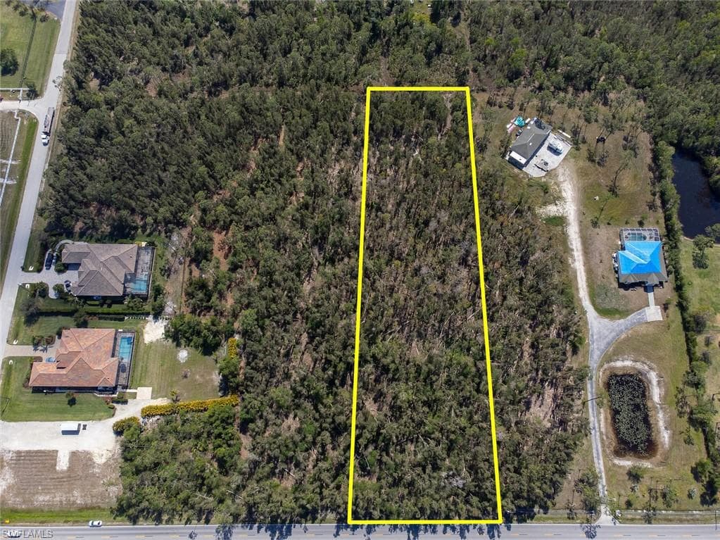 8750 Penzance BLVD FORT MYERS, FL 33912