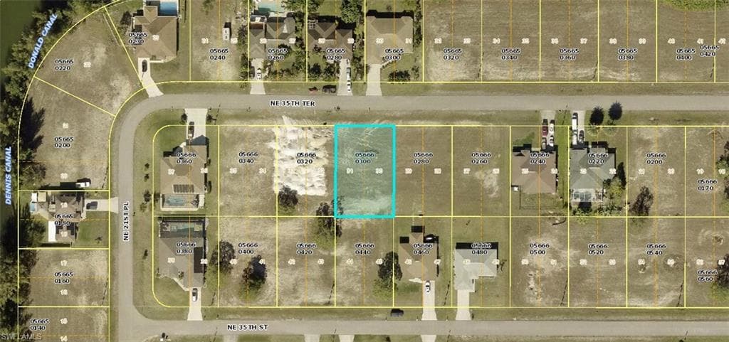 2134 NE 35th TER CAPE CORAL, FL 33909